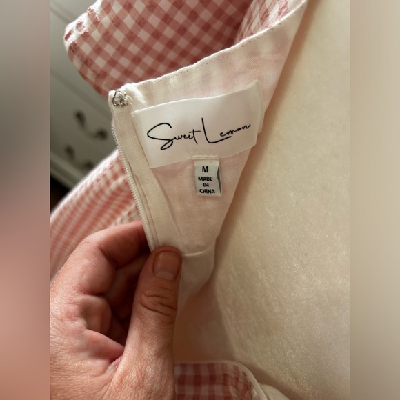 ⭐️ Sweet Lemon Pink & White Picnic Dress + FREE matching earrings - Picture 5 of 6